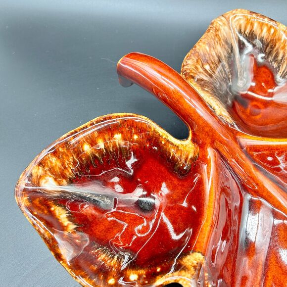 Hull Brown Drip Glaze Pottery Leaf shaped Divided Dish Chip Dip Dish Platter - Picture 2 of 7